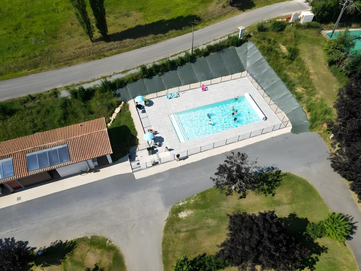 Olydea Le Lambon - Prailles-La-Couarde Hotel Exterior photo